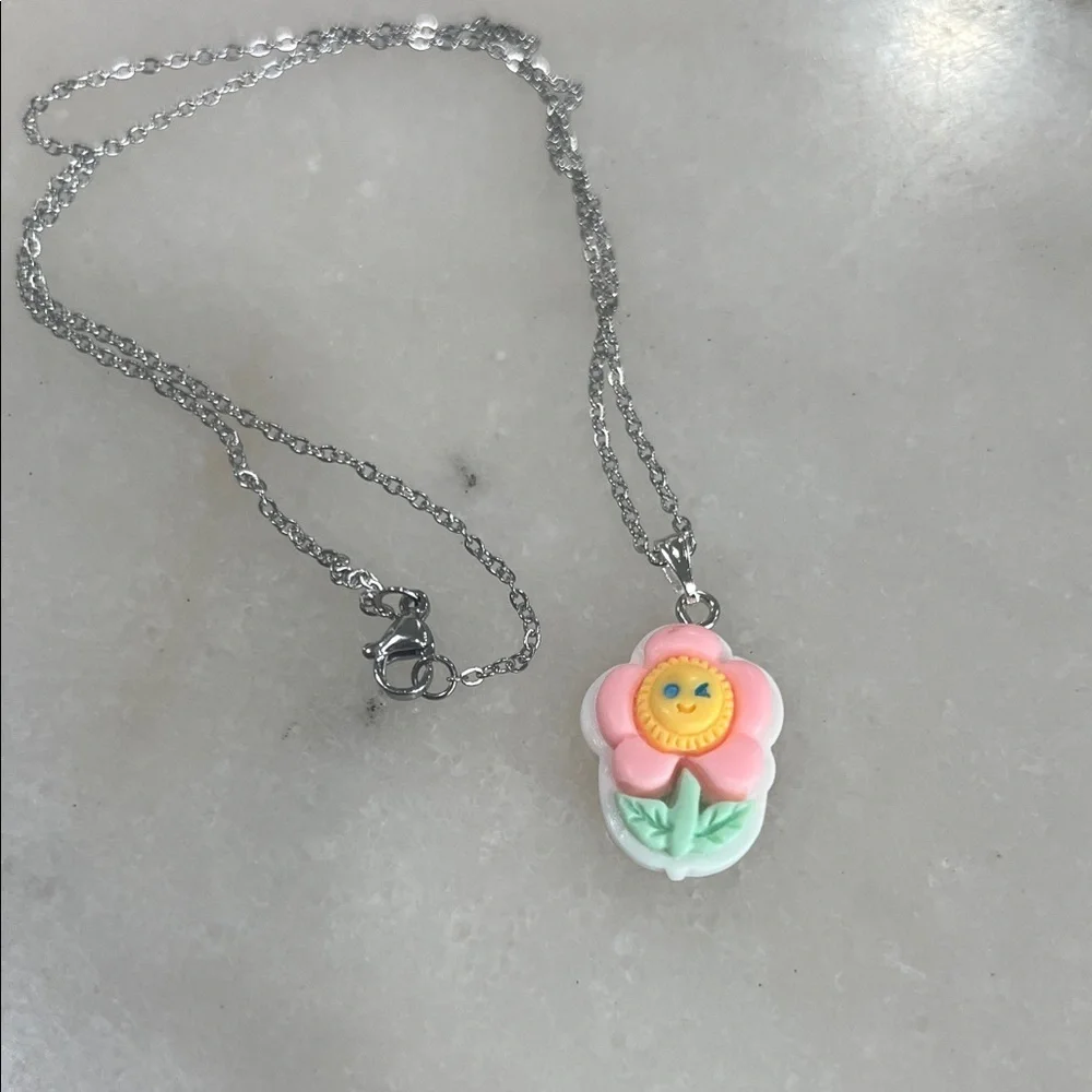 Handmade Kawaii Cute Flower Pendant Necklace